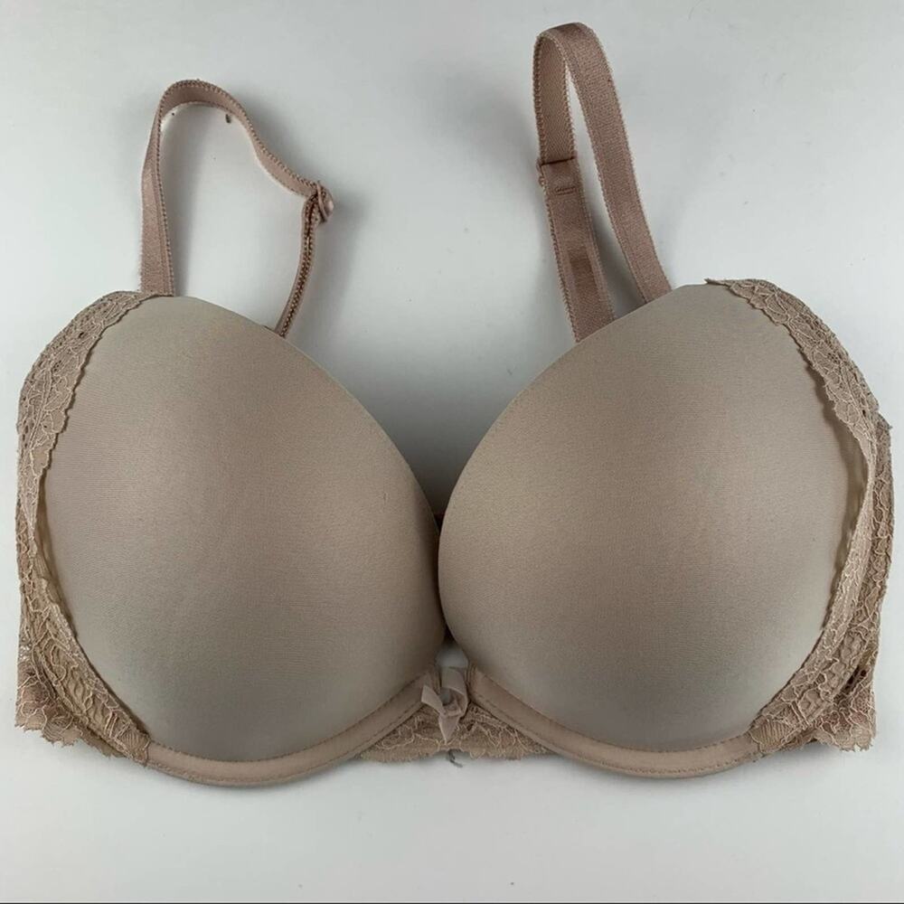 Victoria’s Secret Push-Up Bra 32DD #2952